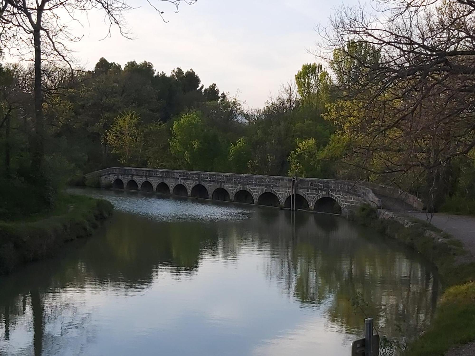 Zad & Zou Villa